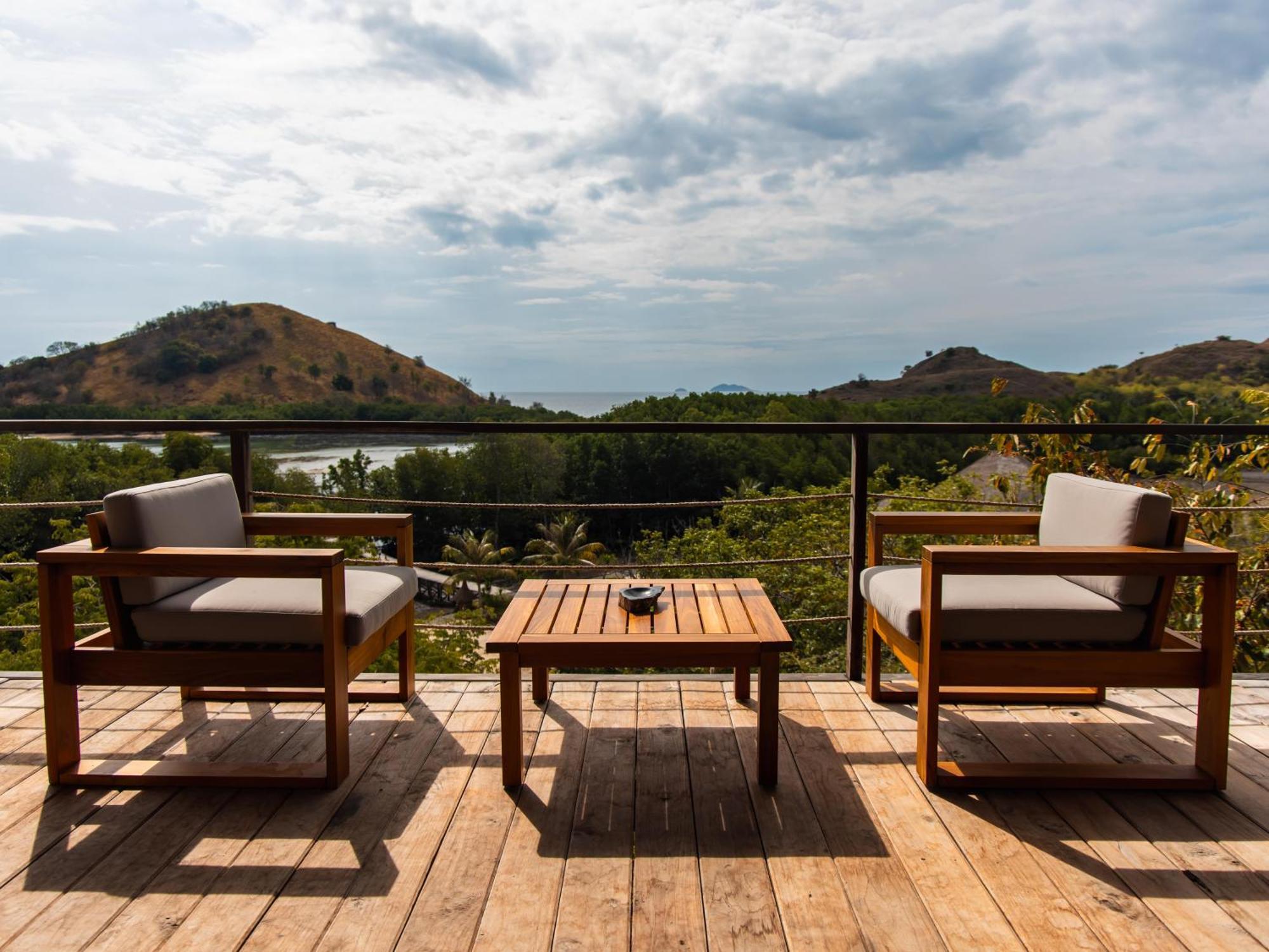 Menjaga Bay Hotel Labuan Bajo Kültér fotó